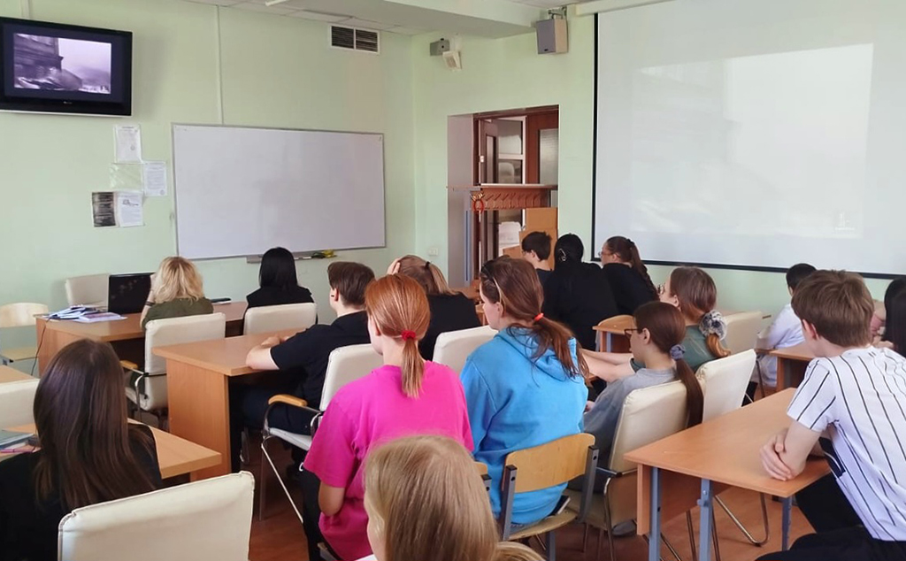 Кинопоказ документального фильма «История Великой Победы»