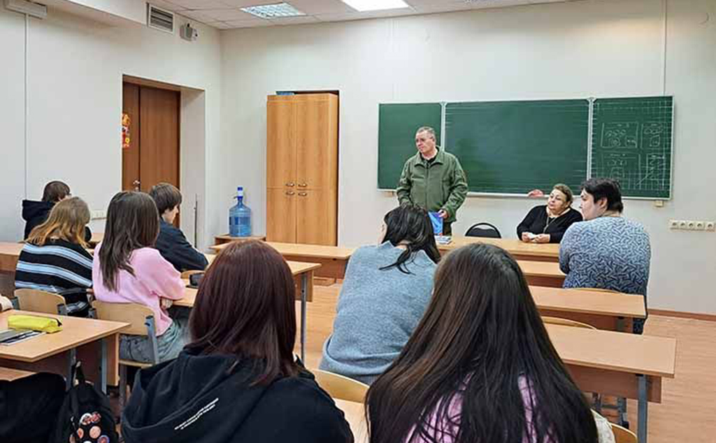 Встреча студентов колледжа с депутатом городской думы С.А.Рязановым