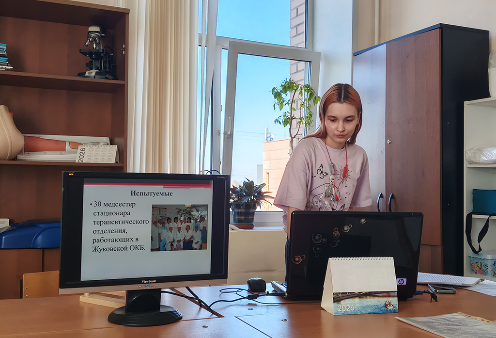 Защита курсовых проектов: будущие специалисты «Сестринского дела» готовы к профессиональной деятельности!